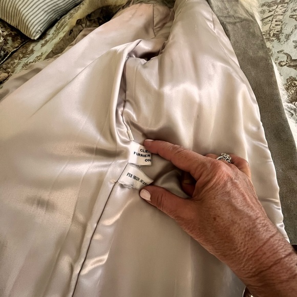 Scandinavian Vintage Blue Fox Fur - Picture 2 of 4